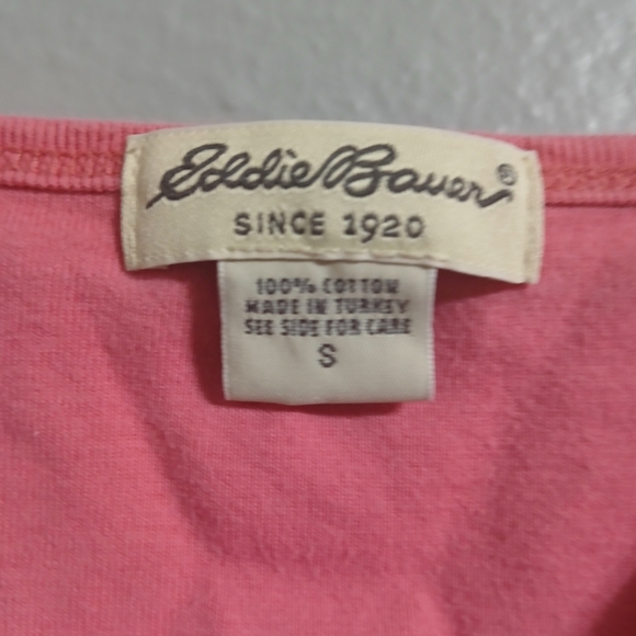 Eddie Bauer Pink V-Neck Women's Top - Picture 8 of 8